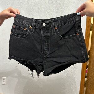 Levi's Black Jean Shorts High-Waisted Distressed